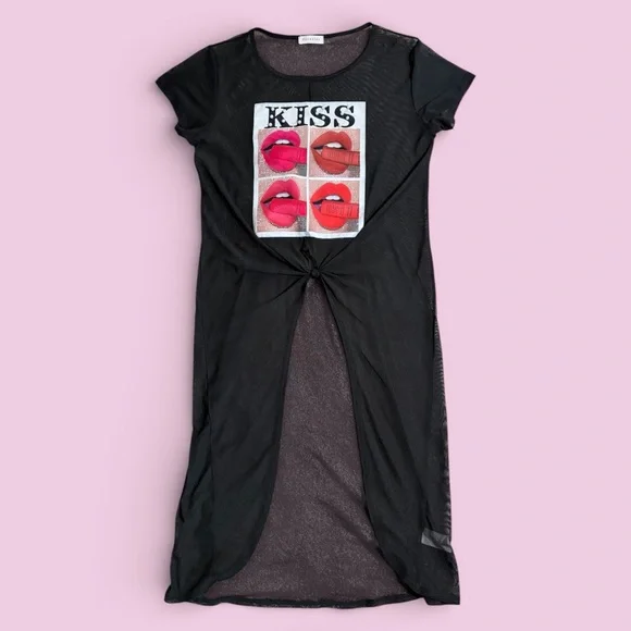 Black Graphic T-Shirt Dress with Lip Print - Picture 1 of 2